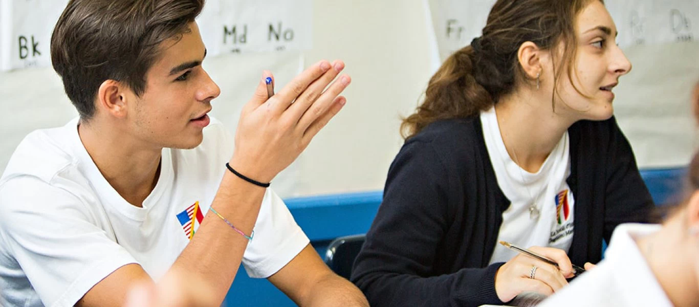 Το ιταλικό υπουργείο παιδείας λέει «όχι» στον υποχρεωτικό εμβολιασμό των εκπαιδευτικών